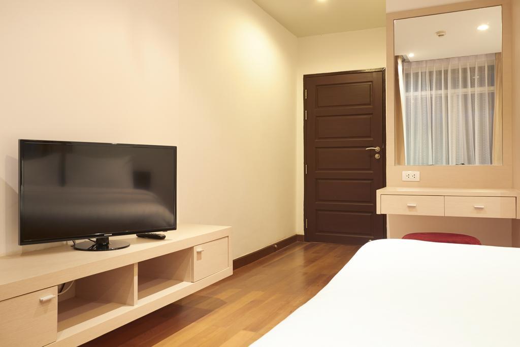 Art Patong Residence Phuket Exterior photo